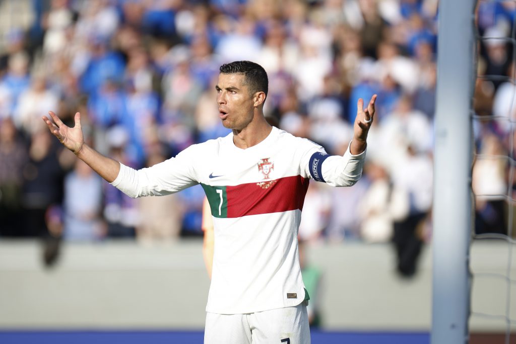 RONALDOVA MRAČNA STRANA Bivši saigrač otkriva drugo lice čuvenog Portugalca: Mi pobedimo 5:0, a on… (VIDEO)