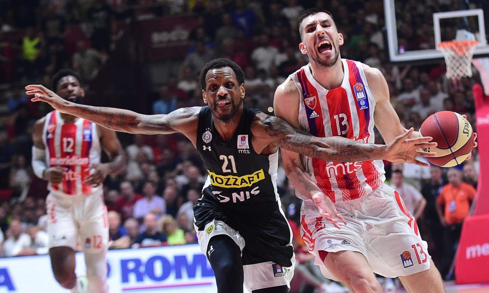 STIŽU KAZNE ZA VEČITE Zvezda će da prođe dosta teže, pominje se pražnjenje tribina! Evo šta čeka Partizan…