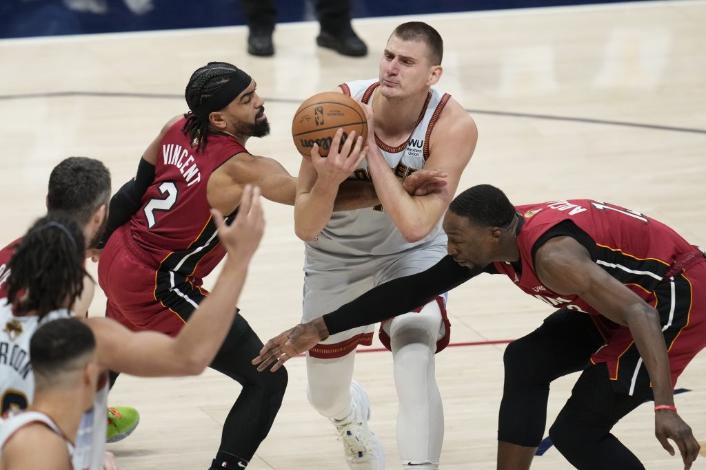 DENVER ŠAMPION Jokić ušao u legendu! Ameri, poklonite mu se!
