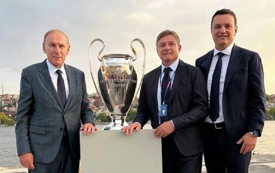 NA POZIV UEFA Srpska delegacija na velikom finalu u Istanbulu
