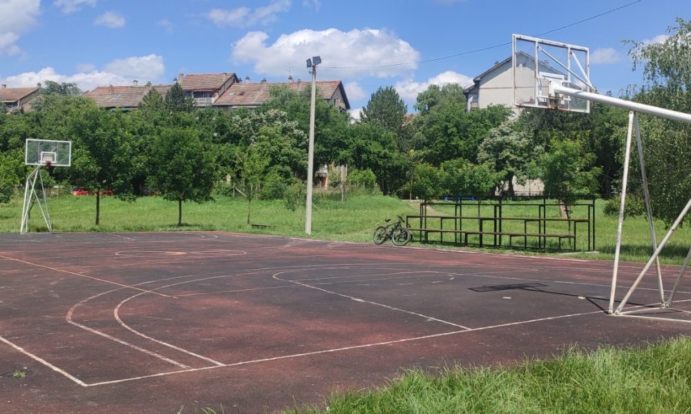 ‘OĆE NEKO NA BASKET? Jokić je počeo ovde, a završio sa NBA prstenom! (FOTO+VIDEO)