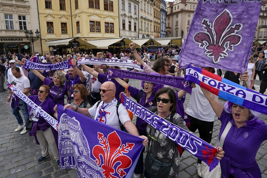FOTO-UBOD Stotine navijača Fjorentine krenulo motorima na gostovanje u Empoli (FOTO)