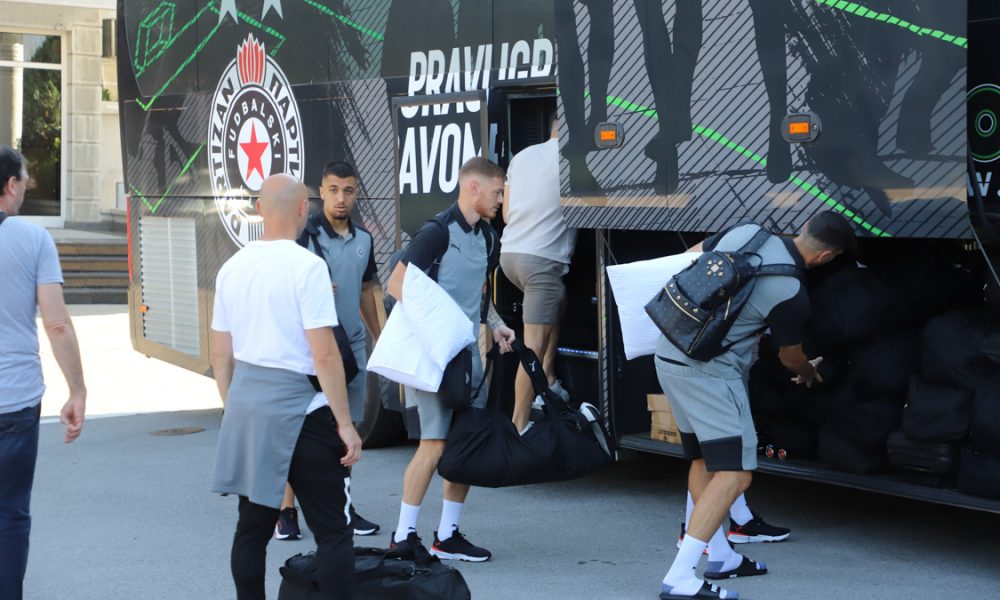ZALET CRNO-BELIH Partizan otišao u Sloveniju, pogledajte spisak igrača na koje Duljaj računa