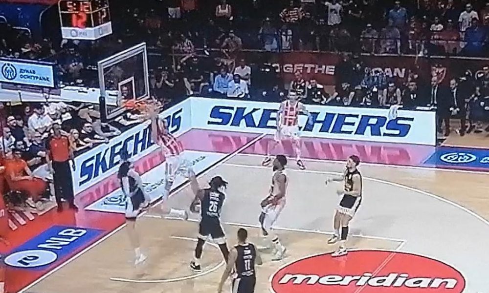 „EKSPLOZIJA“ DOBRIĆA Brutalno zakucavanje i ekstaza na tribinama! Partizan „na konopcima“ (VIDEO)