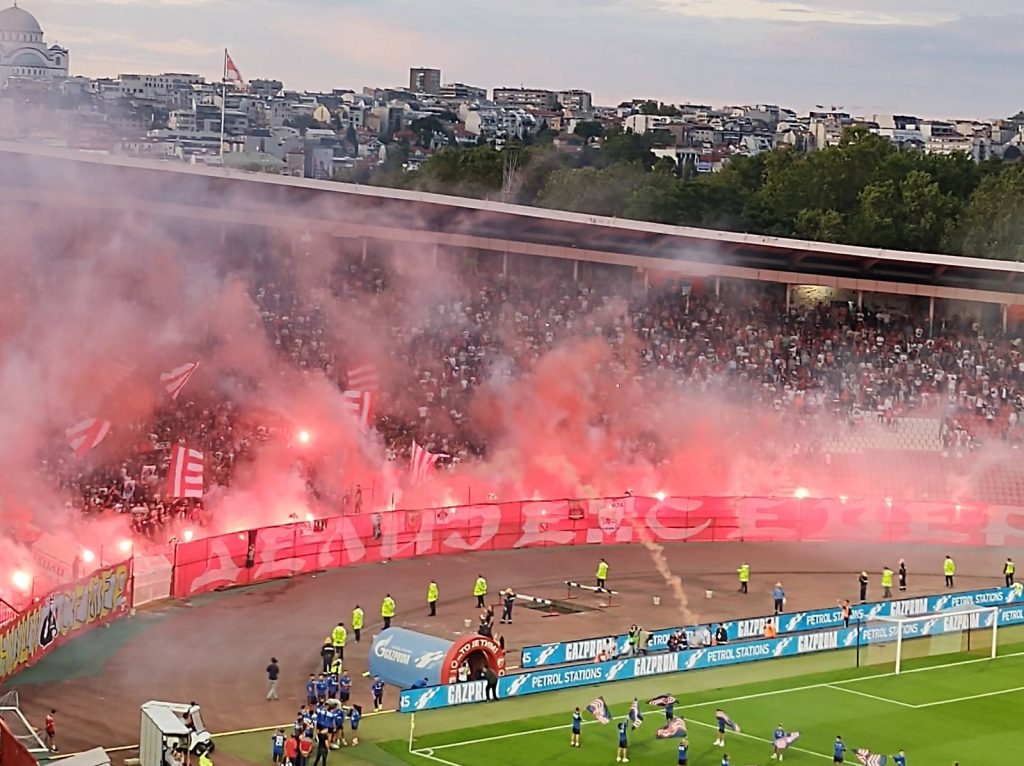 „DELIJE“ U TRANSU Zvezda zaslužuje pune tribine, isplati se kupiti sezonske ulaznice (FOTO)