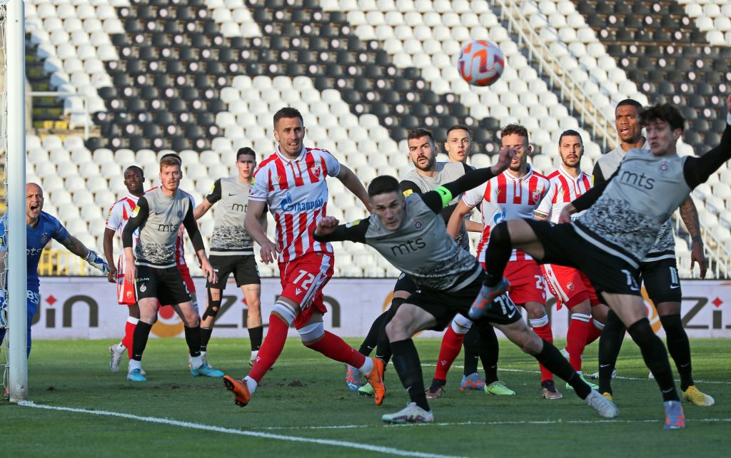 MILKO ĐUROVSKI O VEČITIMA Zvezda će morati da se pomuči za titulu, neće Partizan da bude toliko loš! U Ligi šampiona…
