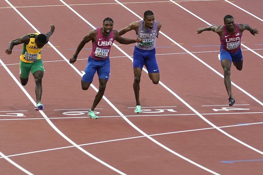 Lajls svetski šampion na 100 metara! O ostalim medaljama odlučivale hiljaditinke