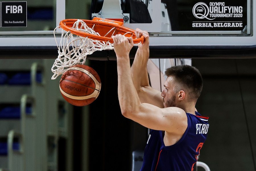 PROBLEM ZA SRBIJU Petrušev nije trenirao, Pešić otkrio stanje povrede
