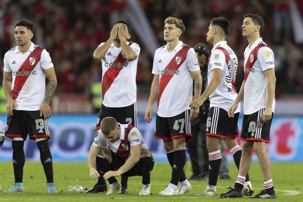 LUDNICA U BRAZILU River se spasao u 90. minutu, pa ispao posle neviđene serije penala (VIDEO)