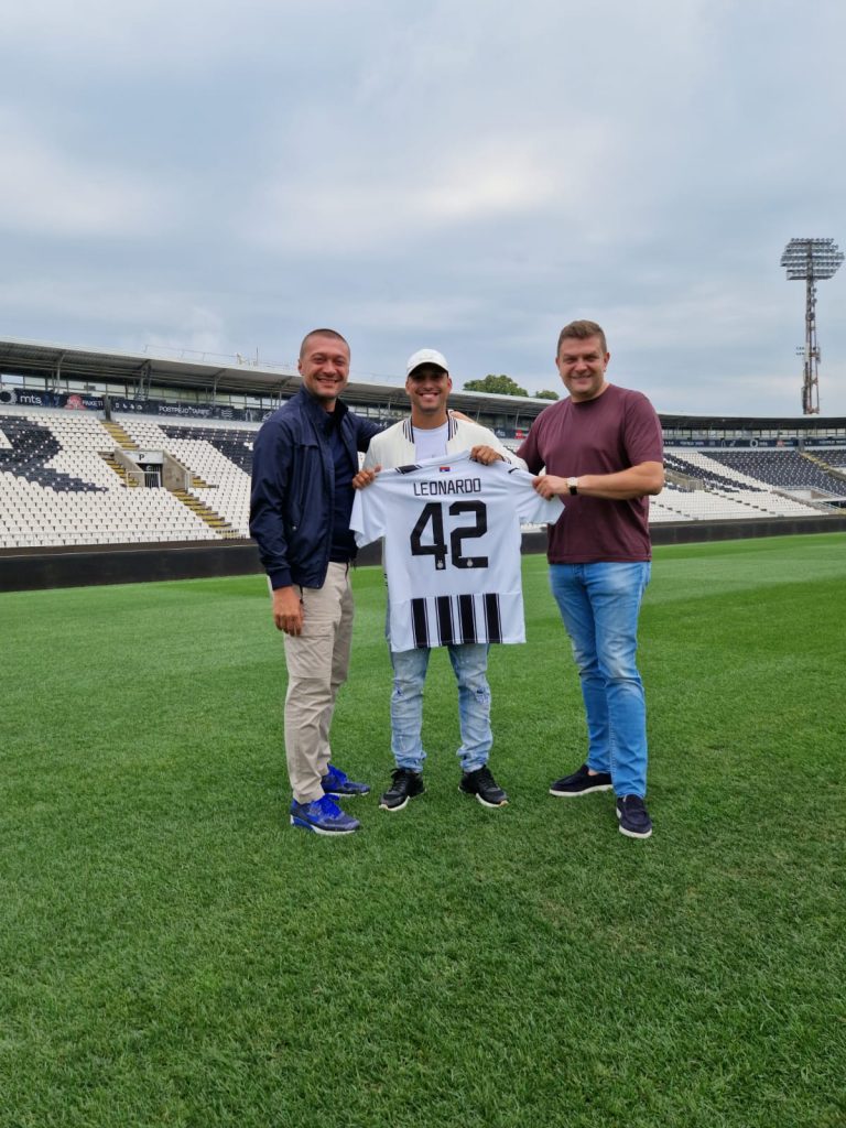 POTVRĐENO PISANJE MAXBET SPORTA Leonardo potpisao za Maltežane! Doveo ga je zvezdaš