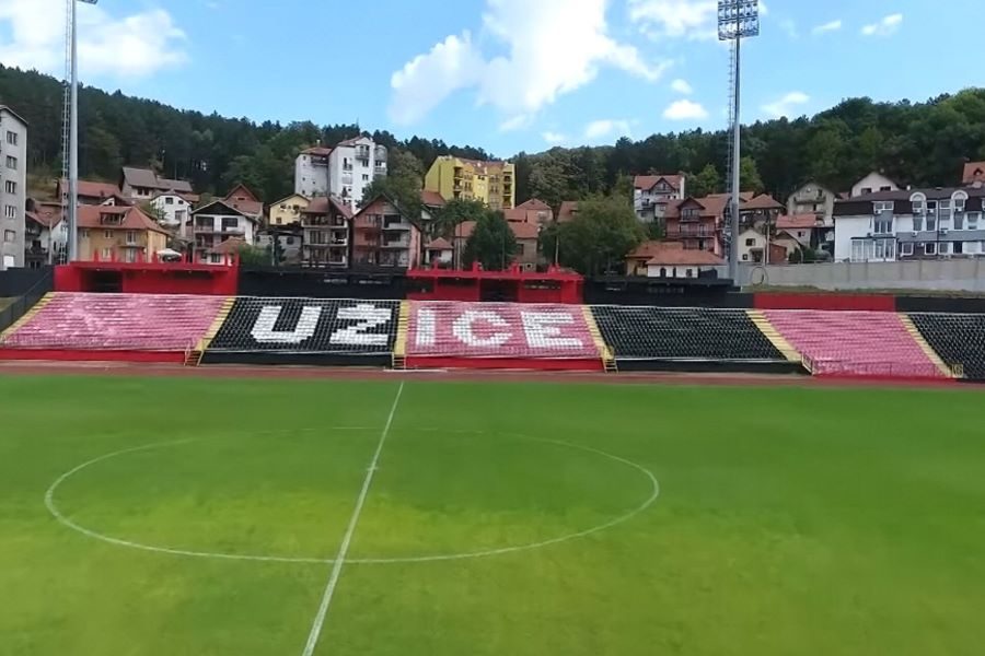 ZVEZDA POMAŽE UŽIČANIMA Zamena oko 1500 stolica na stadionu „Radomir Antić“ (VIDEO)