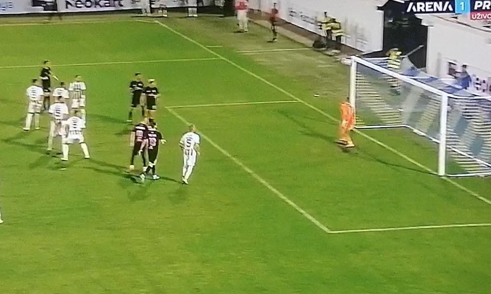 NE MOŽE JOVANOVIĆ SVE Golman Partizana odbranio penal, pa primio dva gola (VIDEO)