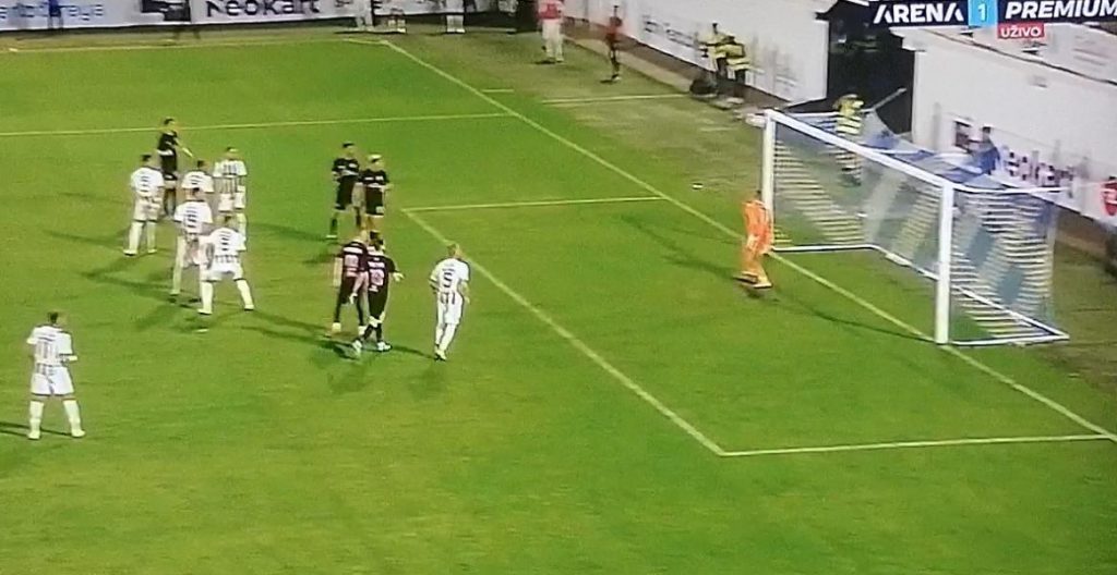 NE MOŽE JOVANOVIĆ SVE Golman Partizana odbranio penal, pa primio dva gola (VIDEO)