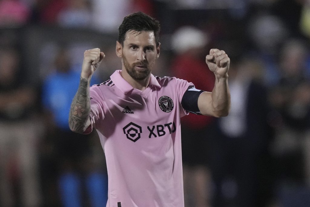 ARGENTINAC PIŠE ISTORIJU U MAJAMIJU Mesi asistirao, saigrači pogađali, Inter obezbedio novo finale (VIDEO)