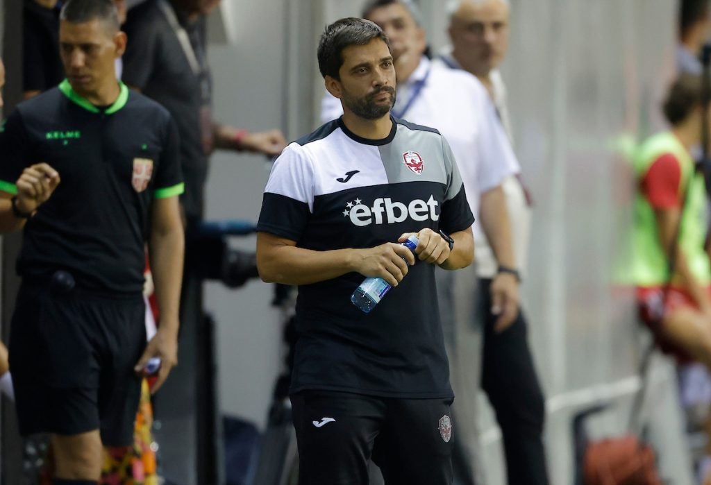 TRENER VOŽDOVCA PRED SUSRET SA VICEŠAMPIONOM Savić: TSC igra najintenzivniji fudbal u Srbiji! Ove sezone igraju još bolje