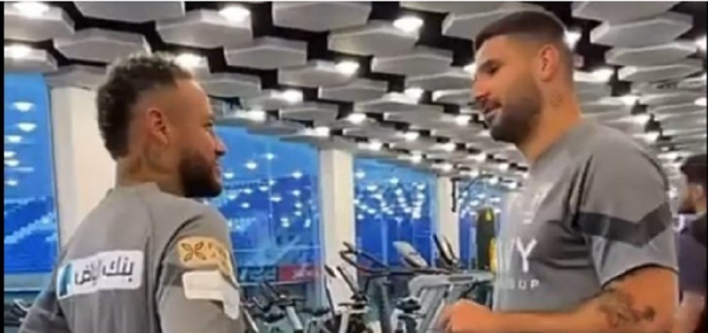 POČEO DA TRENIRA Nejmar dočekan na terenu u Rijadu, Sergej, Mitar i saigrači mu na ovaj način poželeli dobrodošlicu (VIDEO)