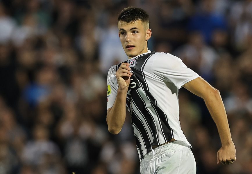 Partizan sa debitantom među stativama i bez kapitena protiv Železničara (SASTAVI)