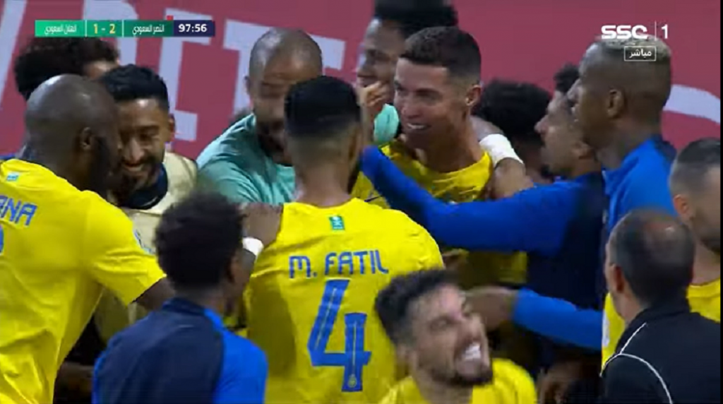 „LA TORNADO“ Ronaldo sa dva gola srušio Sergejev Al Hilal i Al Nasru sa deset igrača doneo prvi trofej (VIDEO)