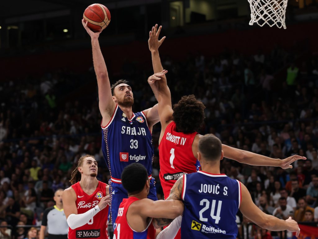 MAČJI KAŠALJ „Orlovi“ demolirali protivnika iz grupe Mundobasketa! Posebne ovacije za biser srpske košarke (VIDEO)