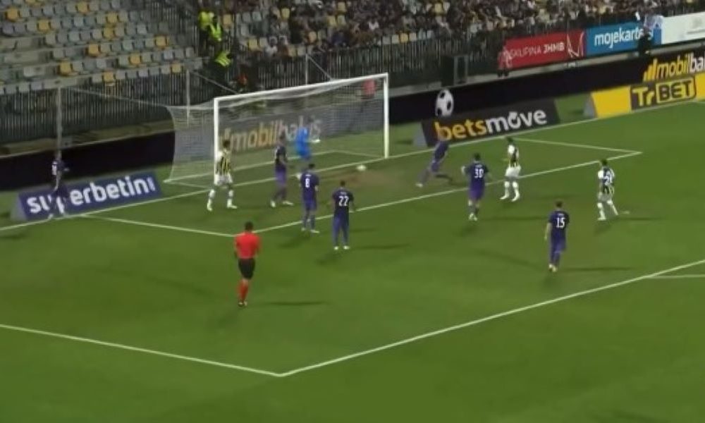 I TREĆI SRBIN ZATRESAO MREŽU Tadić overio pobedu Fenera! Pogledajte sve parove plej-ofa (VIDEO)