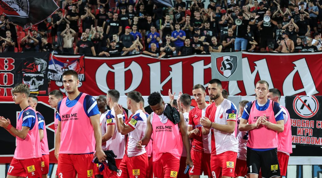 VAŽNI POTPISI NA „KARAĐORĐU“ Vezista produžio ugovor sa „lalama“, Butrakoviću prvi profesionalni ugovor (FOTO)