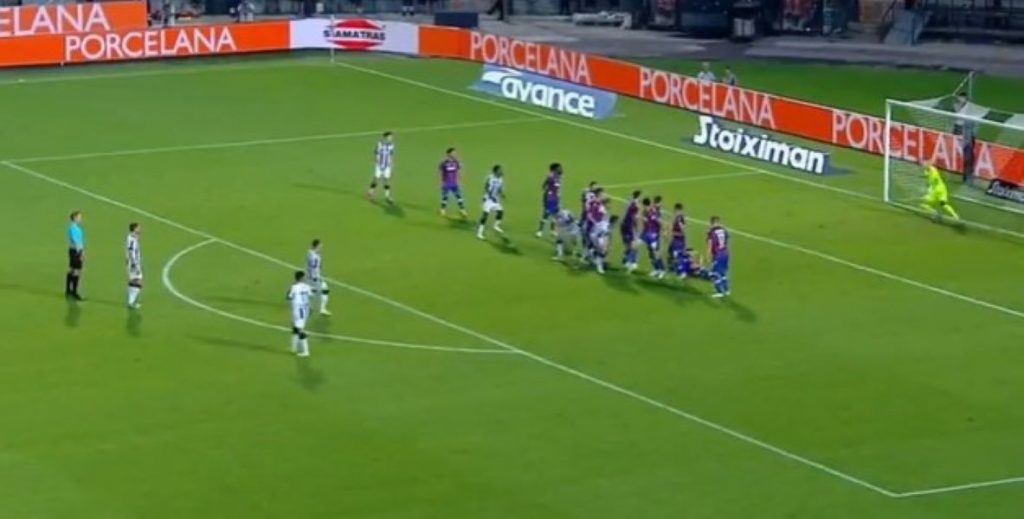 SRBIN DVA PUTA MATIRAO SPLIĆANE Živković izbacio Hajduk i odveo PAOK u plej-of (VIDEO)