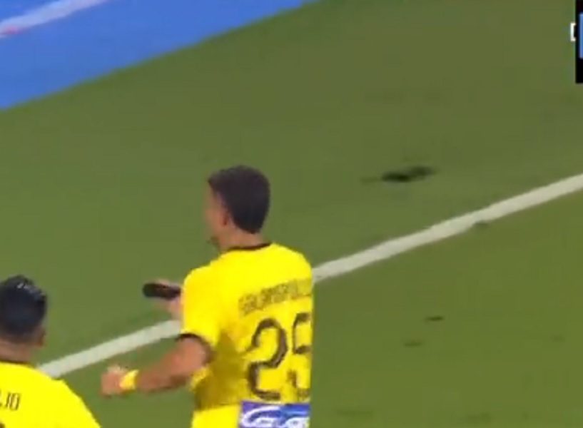 UTIŠAO ZAGREB Pogledajte kako je Galanopulos proslavio pobedonosni gol za AEK (VIDEO)