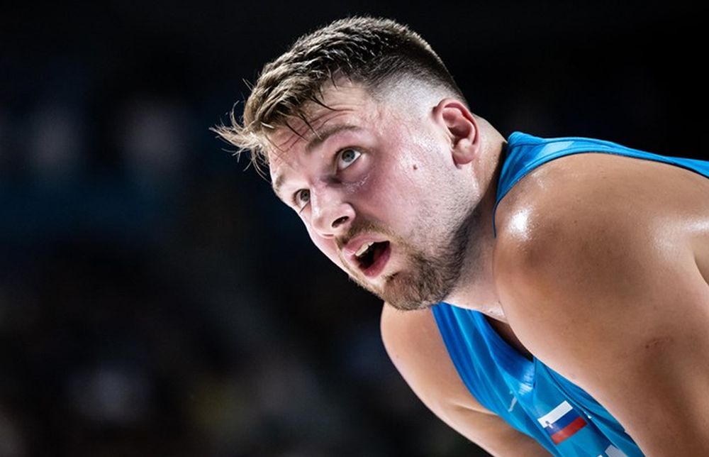 VELIKA BRIGA ZA SLOVENCE Dončić se povredio i nije se vraćao u igru! Još jednog igrača zadesila slična sudbina (VIDEO)
