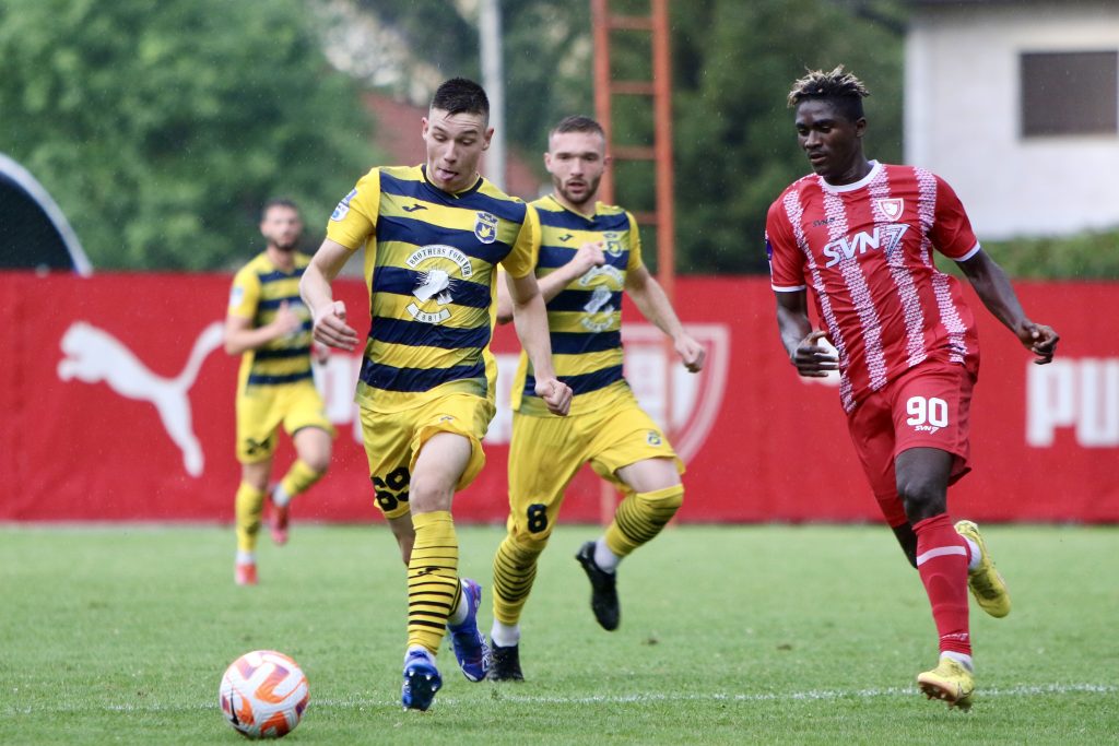 PRVA LIGA Smederevski oklop neprobojan za Inđiju, Jedinstvo ubedljivo protiv „kanarinaca“, Kolubara nemoćna u Vršcu