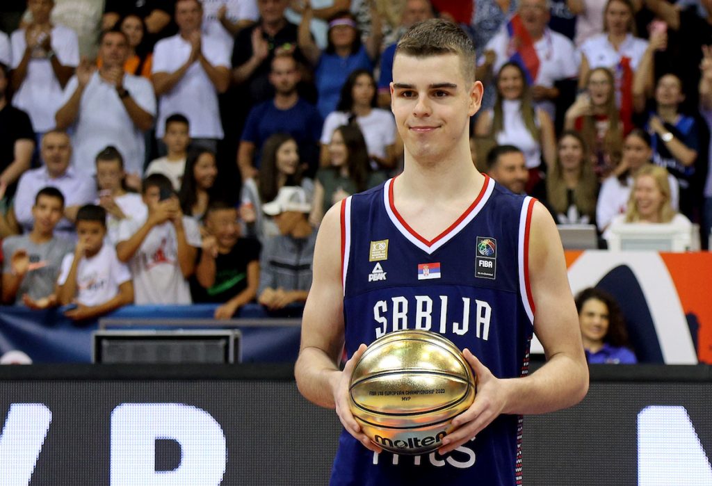 IZ ZVEZDE U MEGU Najveći biser srpske košarke će da igra ABA ligu!