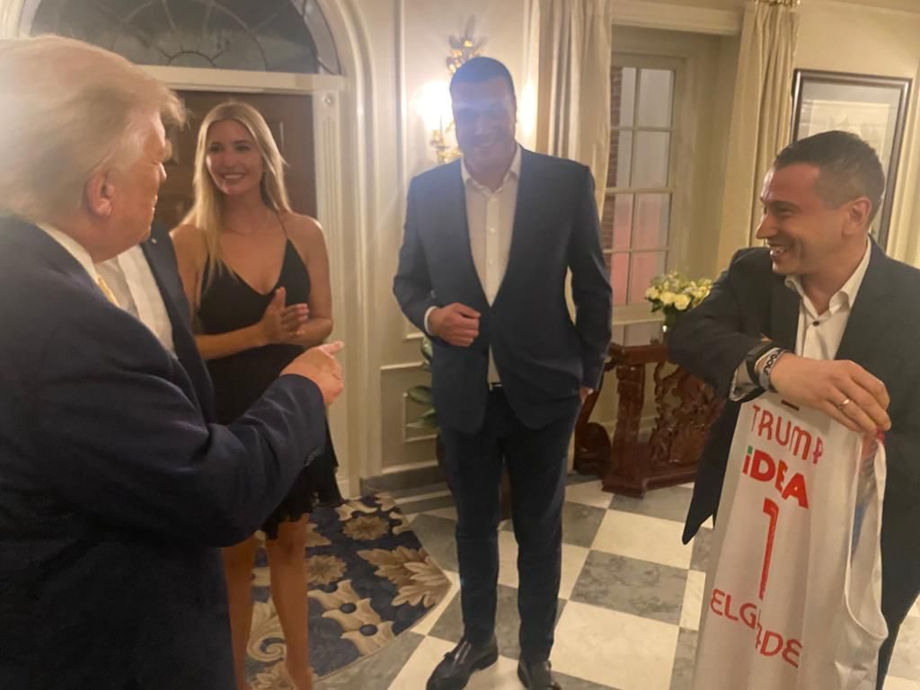 Tramp zvanično postao Zvezdaš! Oduševljeno prihvatio dres KK Crvena zvezda!