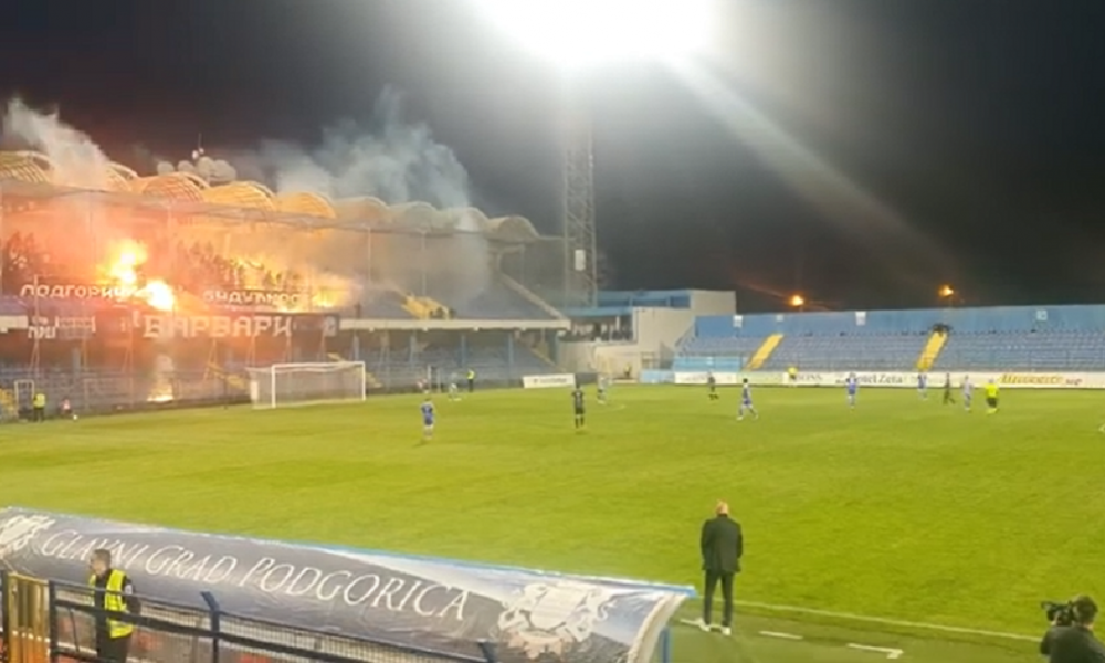 HAOS POD GORICOM Navijači Budućnosti napali navijača sa plavim dresom Crvene zvezde, iako mu je na leđima pisalo… (FOTO+VIDEO)