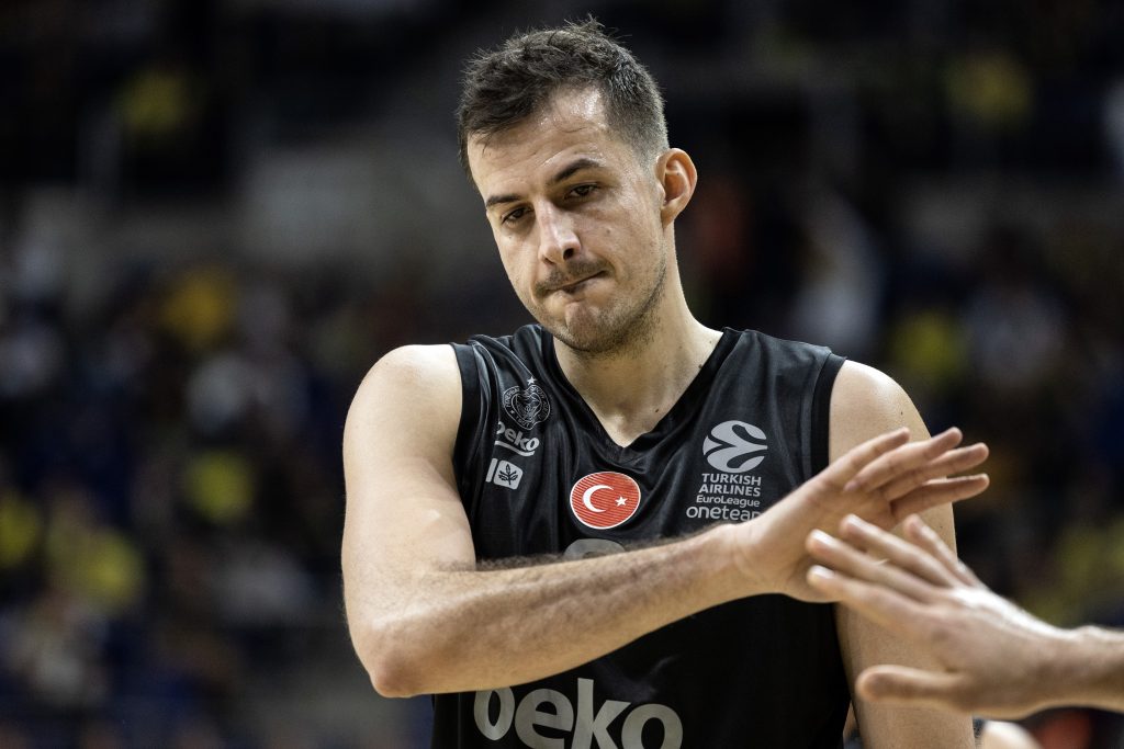 ZVANIČNO Bjelica je novi igrač Crvene zvezde! Povratak na Mali Kalemegdan posle 13 godina! (FOTO)