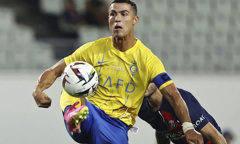 DA SE ZNA KO JE GAZDA Ronaldo: Dovedite mi njega za trenera… Čelnici kluba: Ne može!