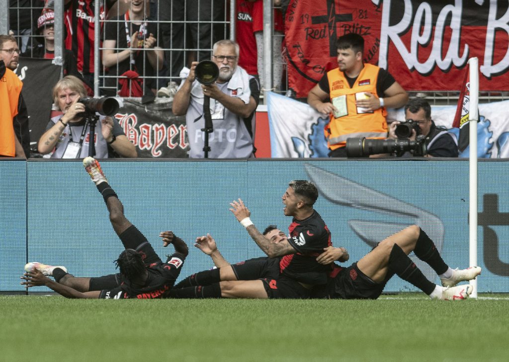 BUNDESLIGA „Petarde“ Bajera i Štutgarta, dva gola Asana (VIDEO)