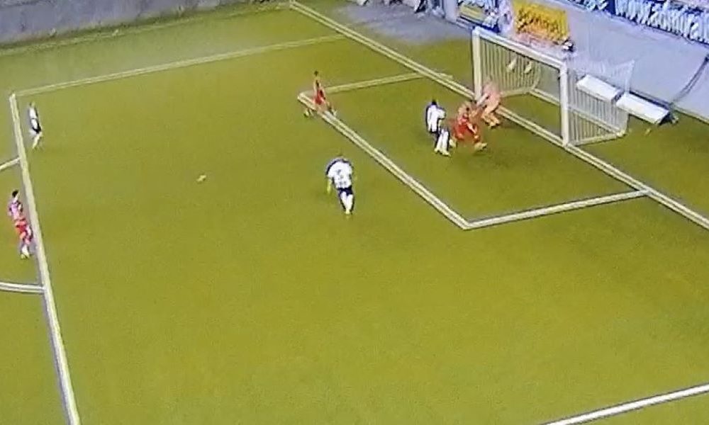 IMT SE NE ŠALI „Traktoristi“ poveli sa 2:0, a onda je poništen gol Partizana (VIDEO)