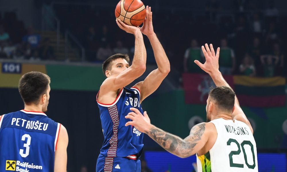 MA, TAKO JE! Bogdanović je „za volanom“! Kapiten preuzeo stvari u svoje ruke… „Bomba“ sa osam metara! Srbija vodi (VIDEO)