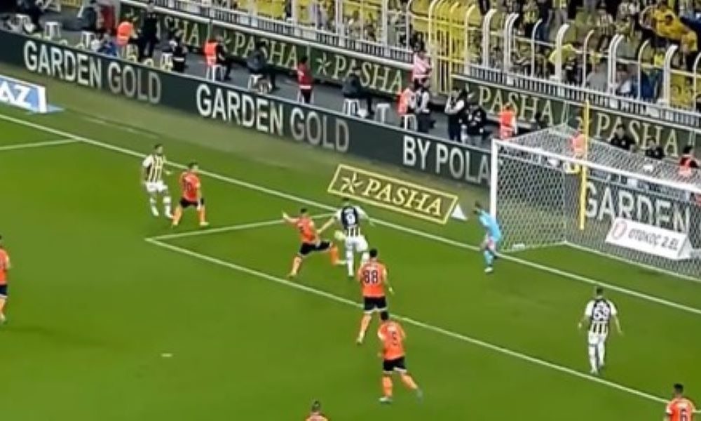 Fener deklasirao bivšeg šampiona! Tadić asistent kod drugog gola (VIDEO)