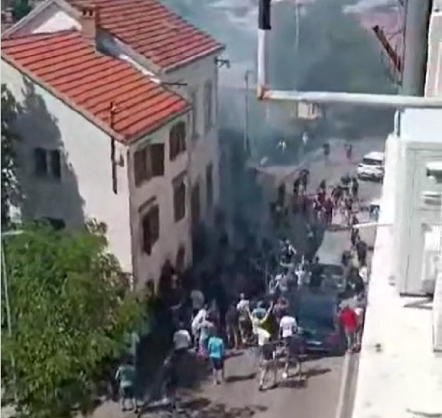 TUČA U MOSTARU Usijanje pred meč… „Manijaci“ napali navijače Veleža! Više povređenih (VIDEO)