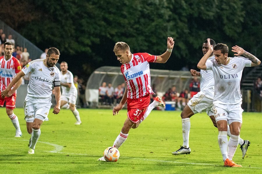 Crvena zvezda želi na minus četiri, Bahar daje šansu mlađima protiv Javora (SASTAVI)