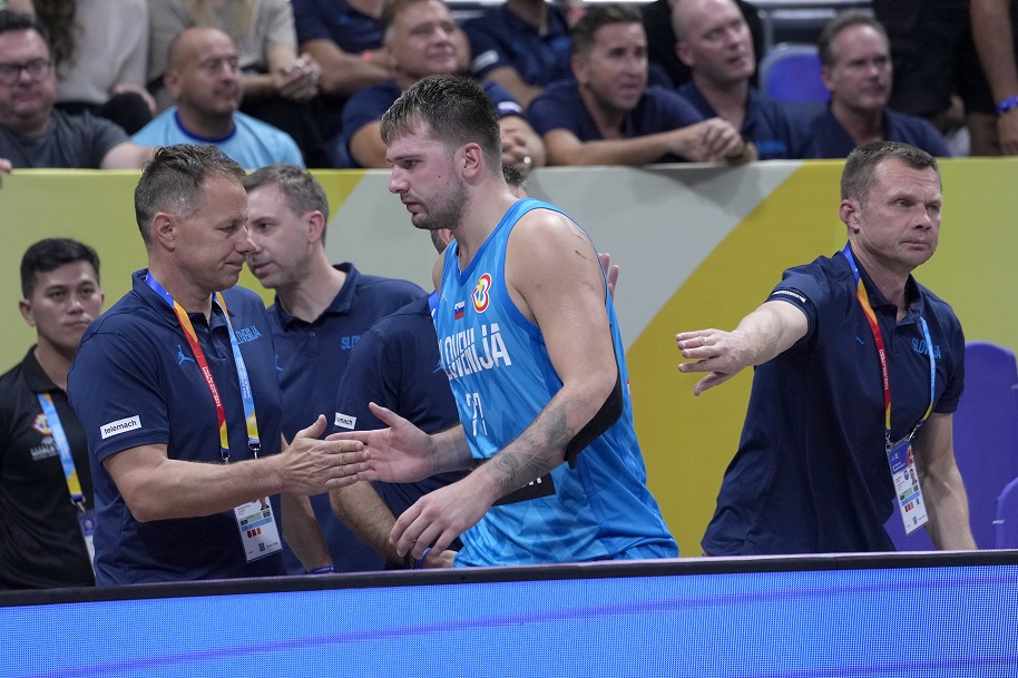 ISKLJUČENJE PA LJUTNJA Dončić besan na arbitre posle poraza, otkrio šta su rekli na parketu