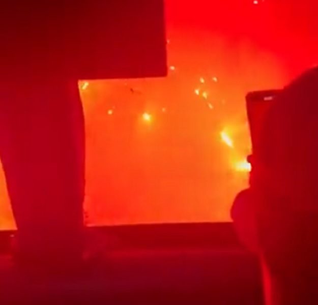 TOGA SAMO TAMO IMA Pogledajte kako su navijači ispratili ekipu na istorijsku utakmicu (VIDEO)