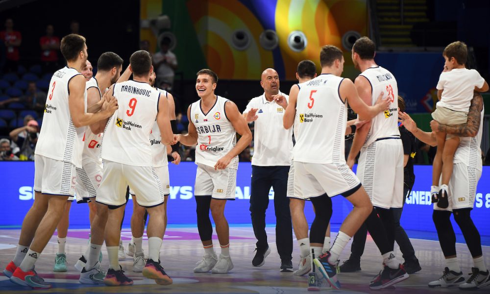 NAGRADA Evo koliko će svaki košarkaš da dobije od Srbije za srebrnu medalju! Novac i basketašima