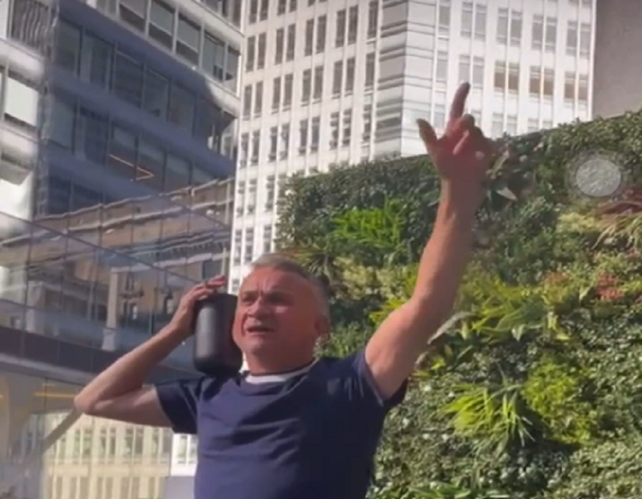 NOVI ŠOU SRĐANA ĐOKOVIĆA Posle Australije, Novakov otac digao i Njujork na noge (VIDEO)