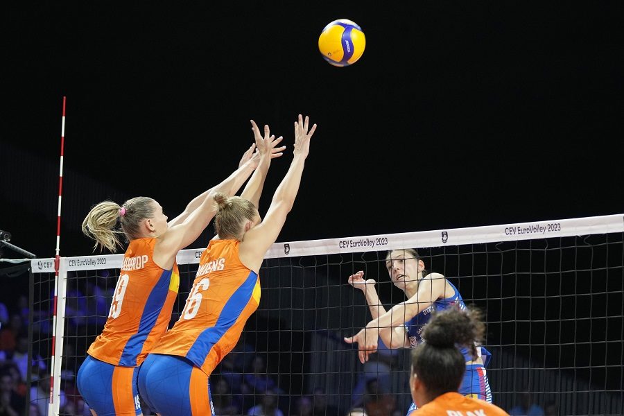 SRPSKE HEROINE Četiri seta, mnogo uzbuđenja i prolazak Srbije u finale Evropskog prvenstva (VIDEO)