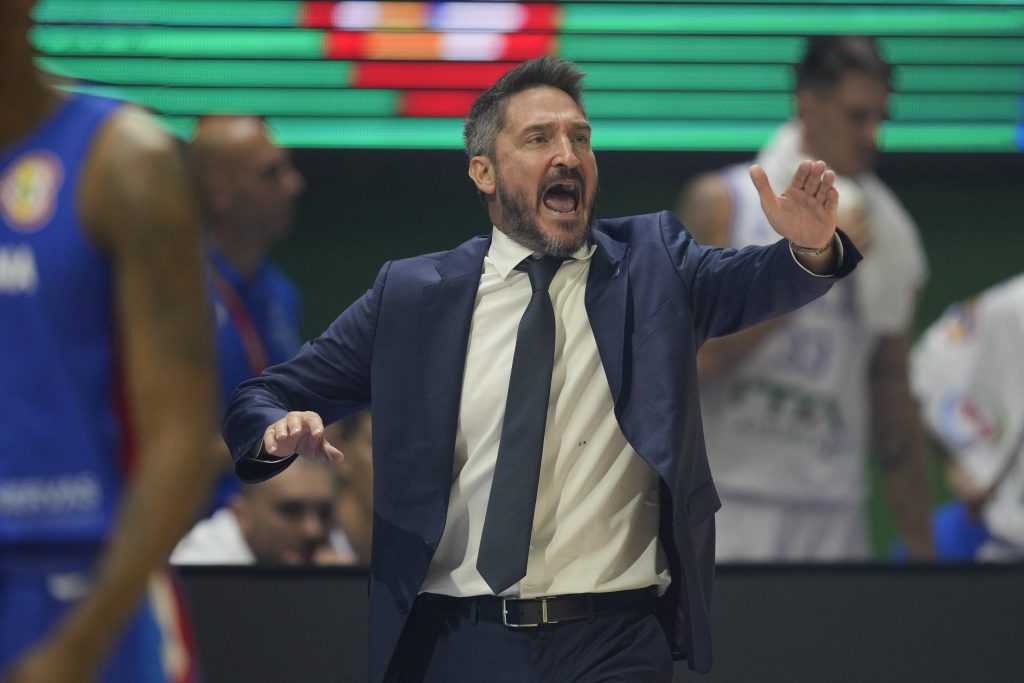 IMA LI OVAJ ČOVEK OBRAZA? Poceko se ne miri sa tim da je Srbija u polufinalu Mundobasketa