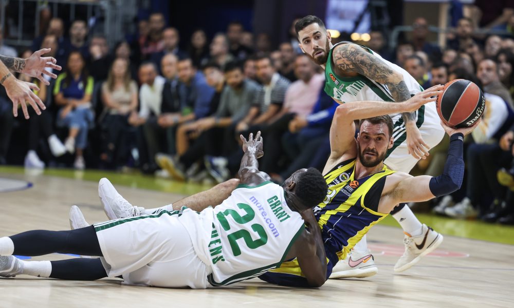 EVROLIGA Nepogrešivi Gudurić pobedio moćnog Lesora! Olimpijakos „ranjen“ na Partizan u četvrtak (VIDEO)