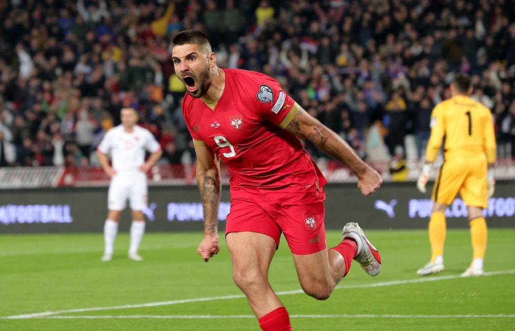 SRPSKI DERBI Mitrović nastavio poteru za Ronaldom, ali nije matirao Stojkovića (VIDEO)