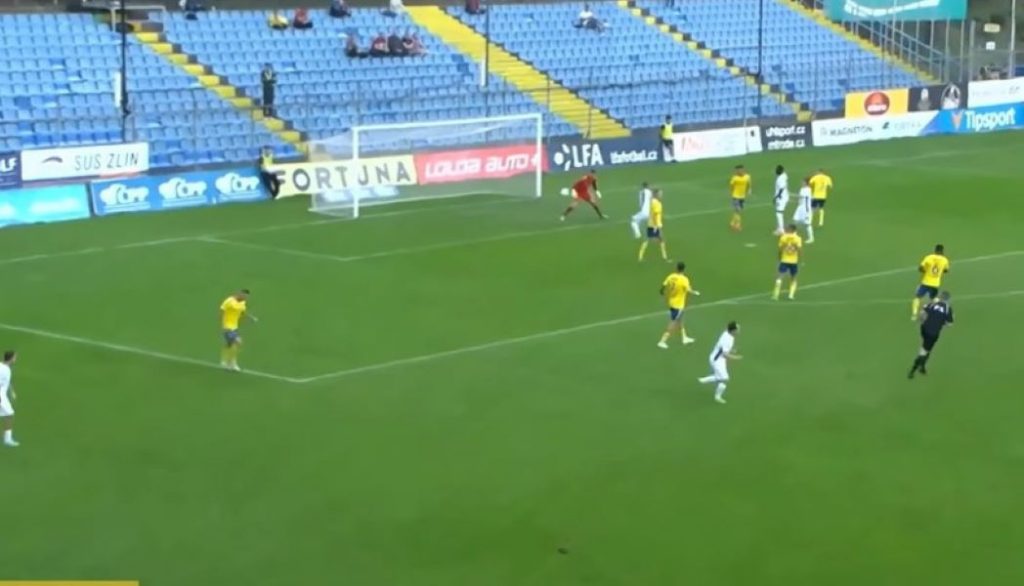 OVO SE NIJE DESILO U NEKOJ EGZOTIČNOJ ZEMLJI Domaćin dao pet golova, ali je pretrpeo ubedljiv poraz (VIDEO)