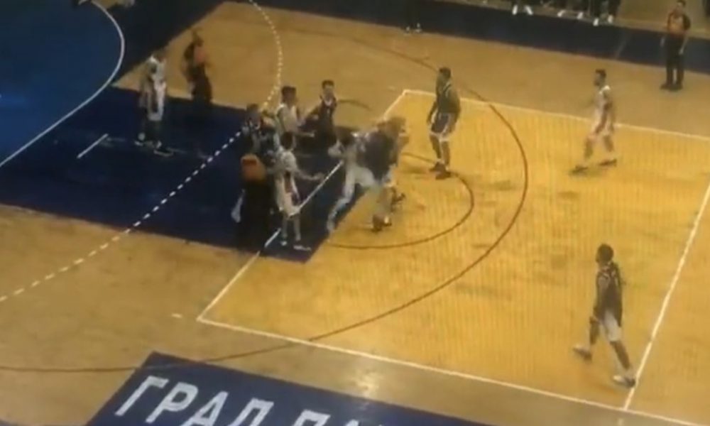 SRAMOTA Tuča igrača u Košarkaškoj ligi Srbije! Komesar krivi sudije! (VIDEO)